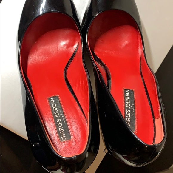 Charles Jourdan - Picture 6 of 9